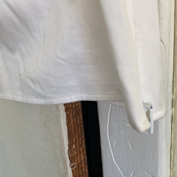 Hugo Boss Beautiful High Quality CottonStretch Logo Buttons Blouse - Picture 4 of 10